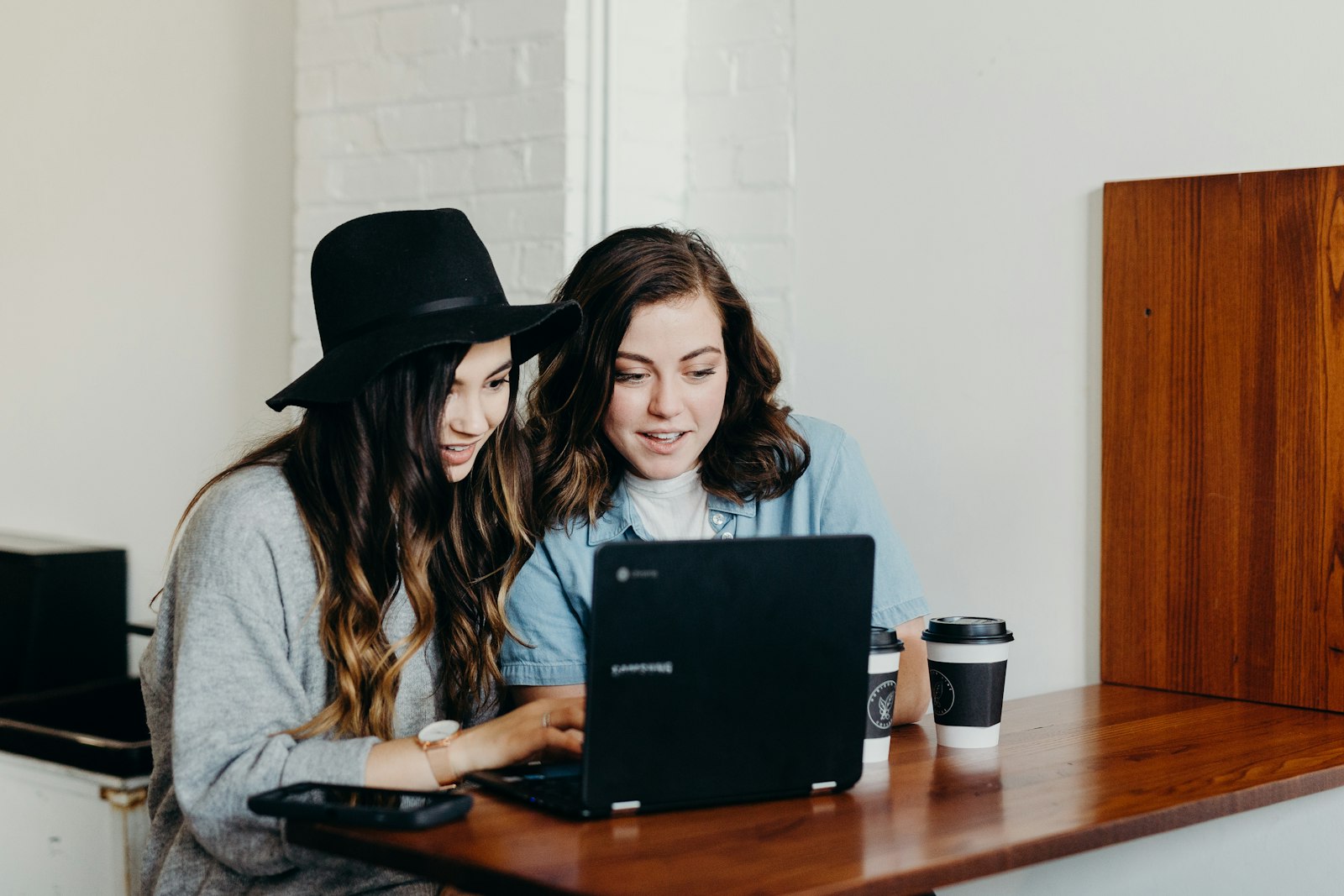 Reunión para preparar una landing page